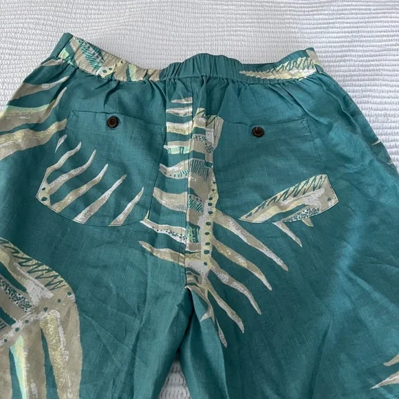 Patagonia Women's Garden Island Cropped Waist Tie Tropical Print Pants Size L - Picture 8 of 8